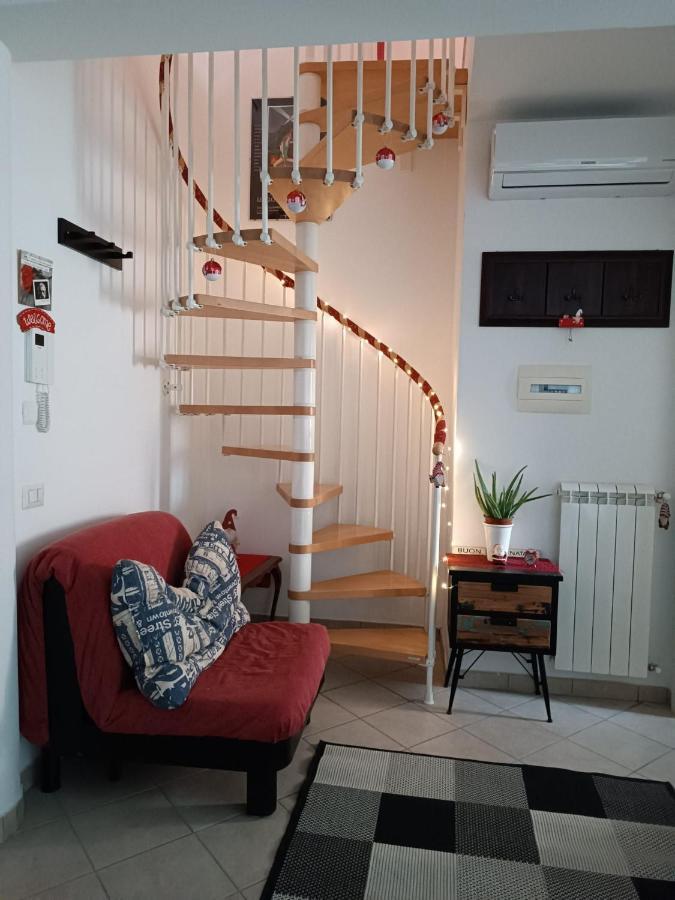 Armareaoverseassuites Фьюмичино Экстерьер фото